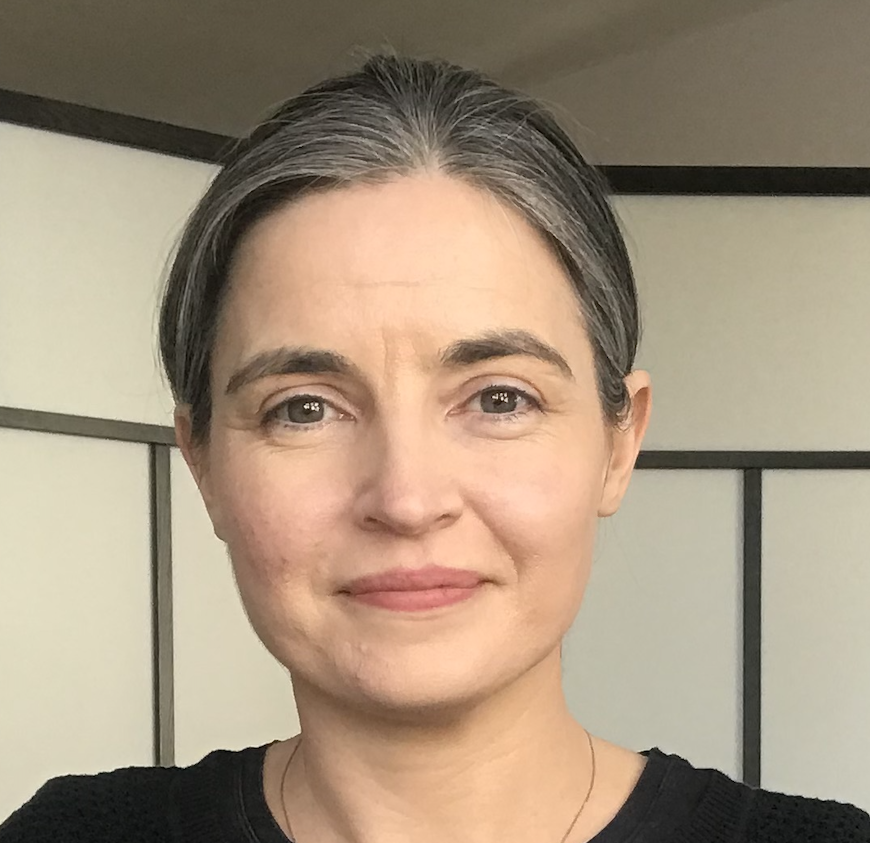 Head shot of Mary Murphy